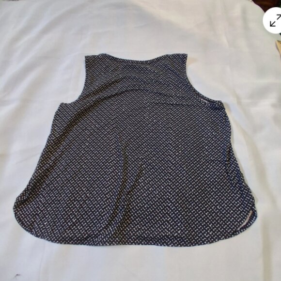 Apt. 9 Womens PXL‎ Sleeveless Tank Top Black White Print Stretchy Round Neck A29 - Picture 7 of 9